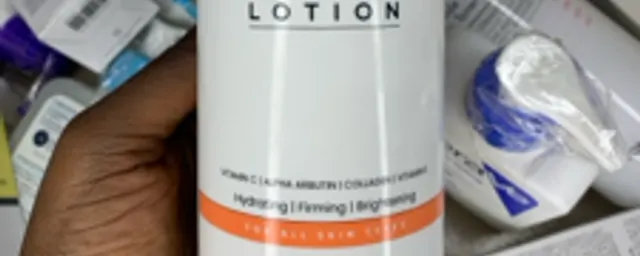 Skin by Zaron vitamin C body lotion
