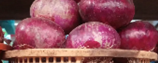 full basket onions