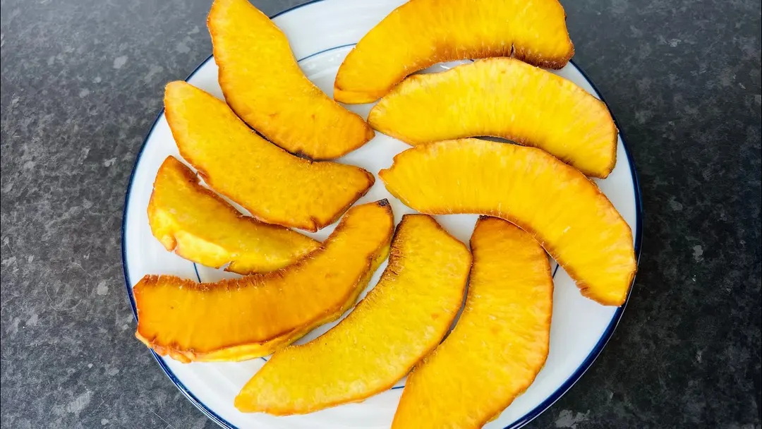 Fried breadfruit