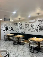 CHOW BY SMILES logo