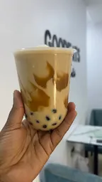 Boba tea (lotus biscoff)