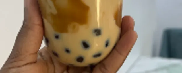 Boba tea (lotus biscoff)