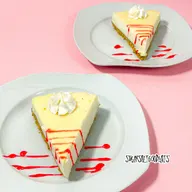 BAKED CHEESECAKE