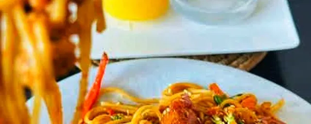 Linguine with chicken cuts