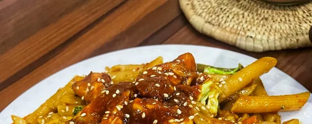 Penne pasta with beef