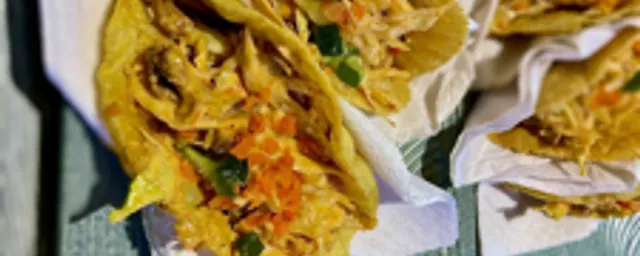 Basic Tacos (Crispy shell)