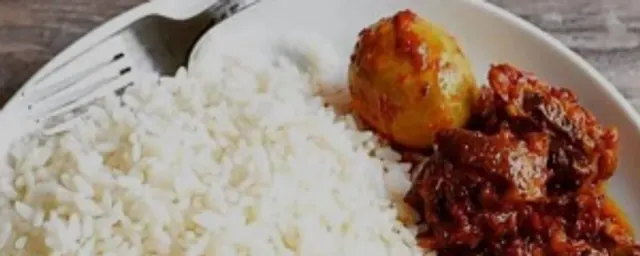 White Rice with Stew Beef/plantain