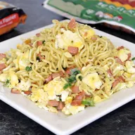 Noodles with 2 eggs