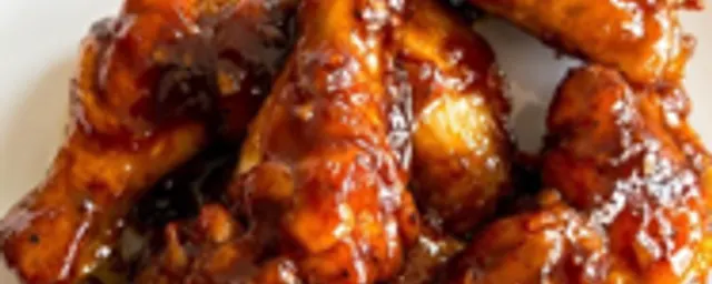 CHICKEN WINGS