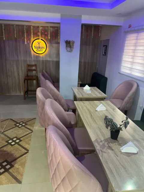 Yakas Cafe banner