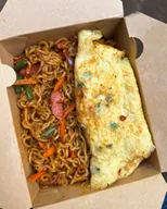 stir fry noodles and egg