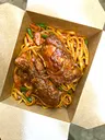 stir fry linguine pasta and peppered chicken