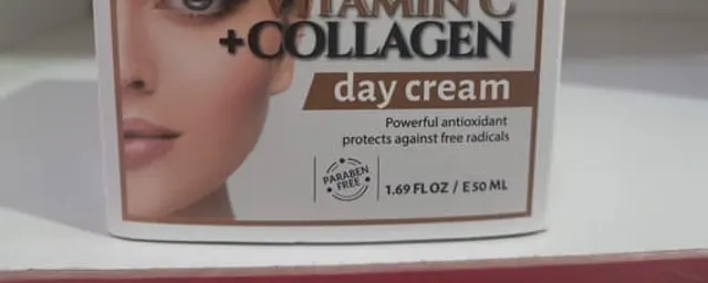 VITAMIN C + COLLAGEN day cream